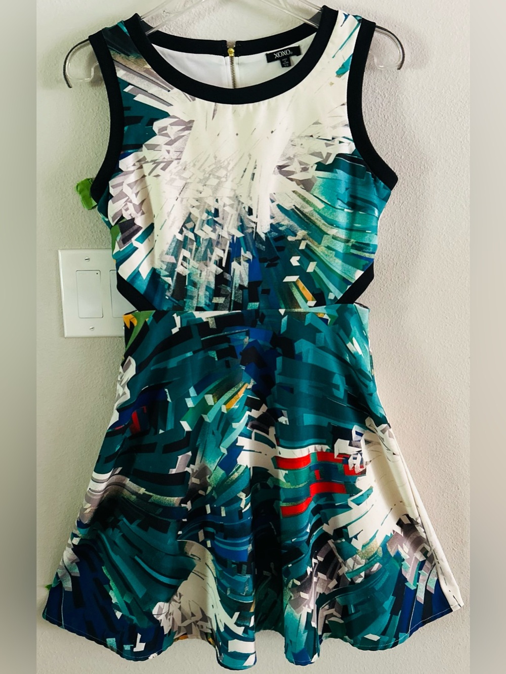 XOXO Abstract Print Cutout Fit & Flare Dress Size 5/6 Sleeveless Summer Skater